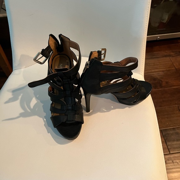 Nine West High Heel Sandals Women’s size 5 - Picture 4 of 4